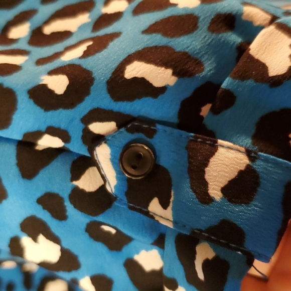 Leopard print short sleeve blouse - Picture 2 of 6